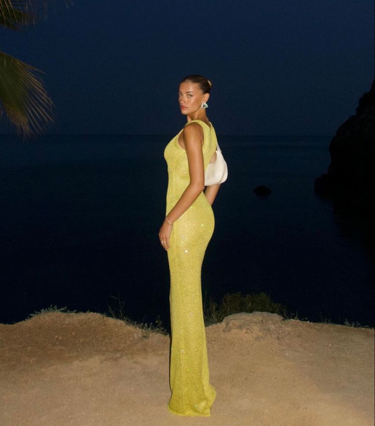Ezra – Effortless Elegance – Maxi Dress