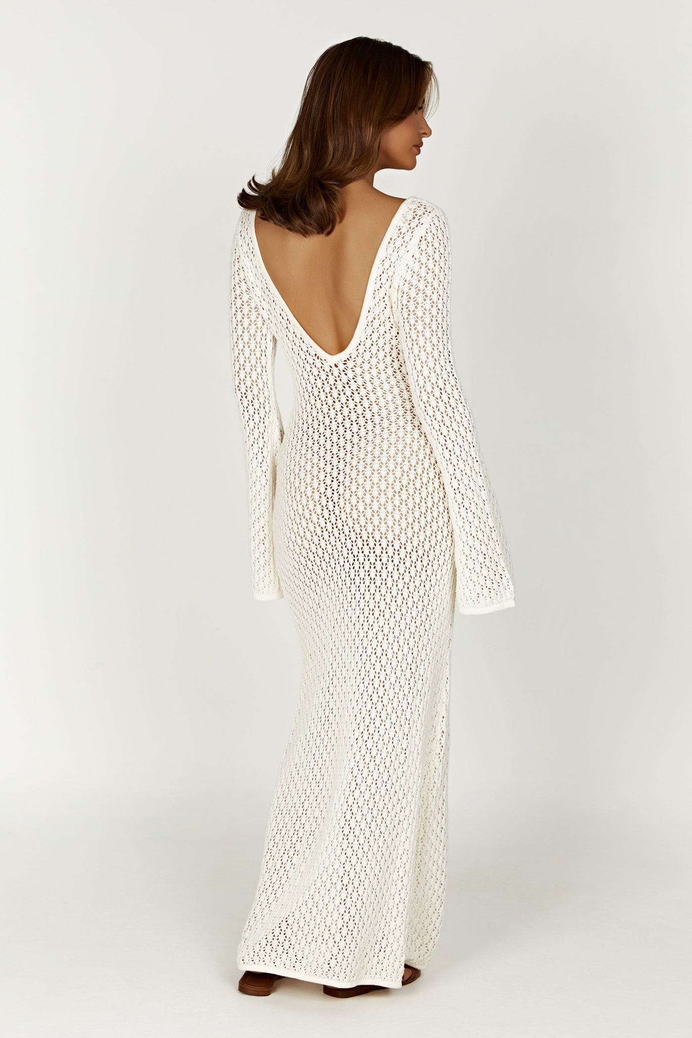 Claire – Elegant Minimalist – White Dress