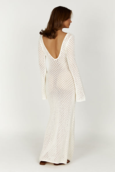 Claire – Elegant Minimalist – White Dress
