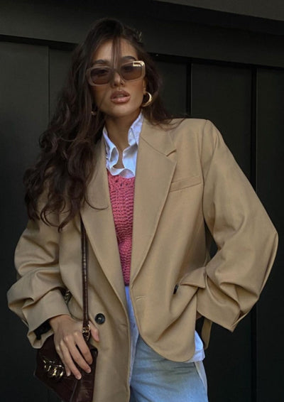 Ciara – Sleek Square-Round Frame – Sunglasses