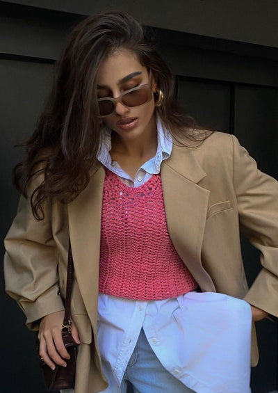 Ciara – Sleek Square-Round Frame – Sunglasses
