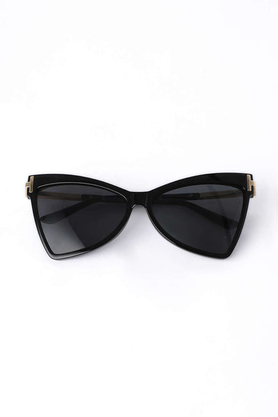 Xylia – Bold Cat-Eye Design – Sunglasses