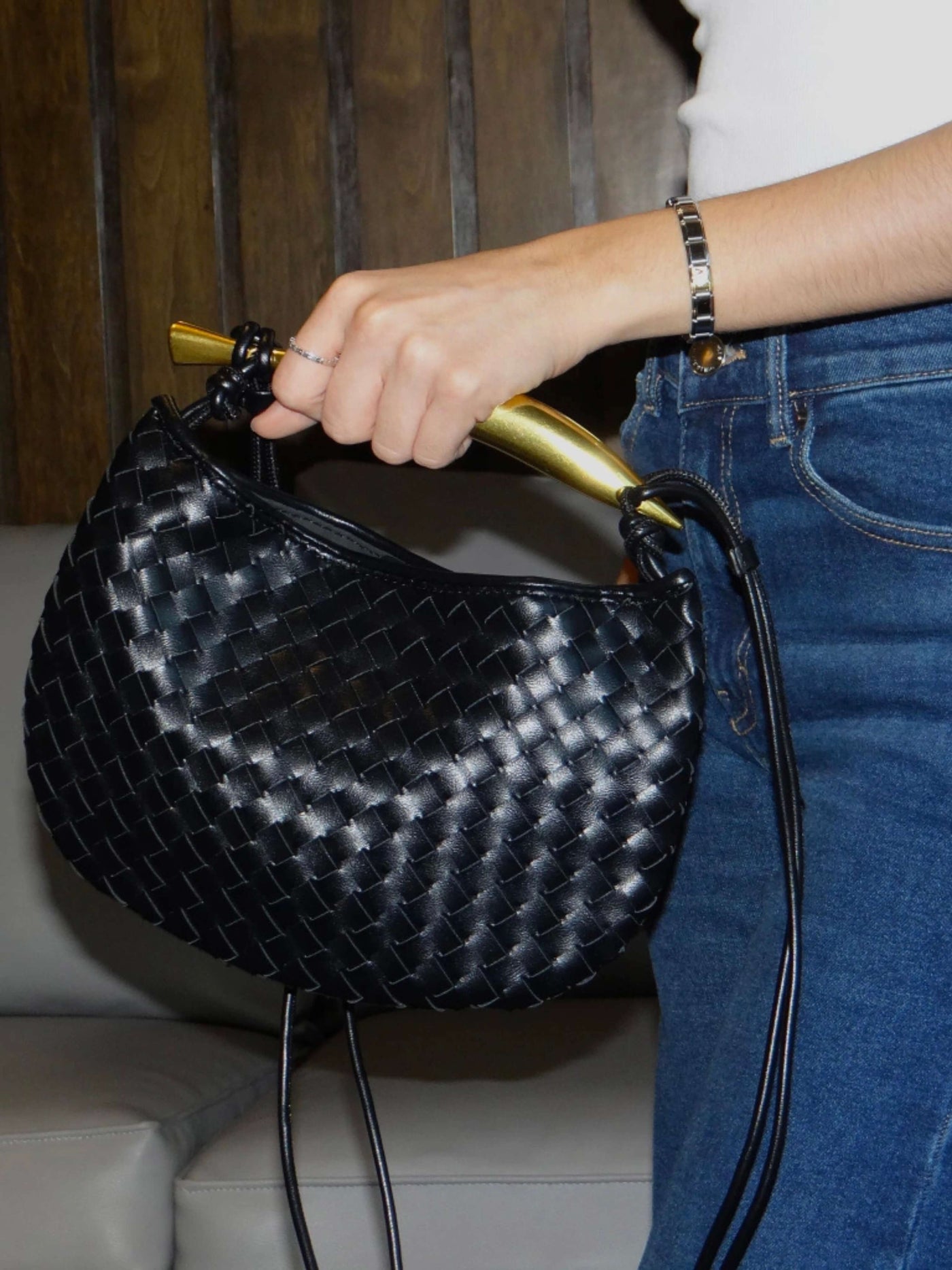 Alexandra – Woven Elegance – Shoulder Bag