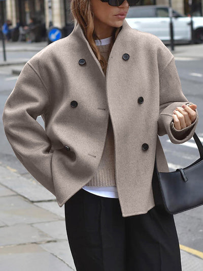 Kellie – Effortless Style – Oversized Button-Down Jacket