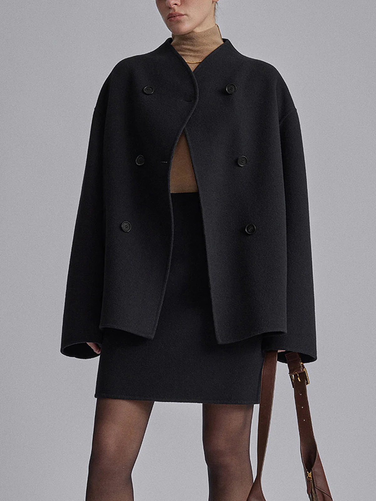 Kellie – Effortless Style – Oversized Button-Down Jacket