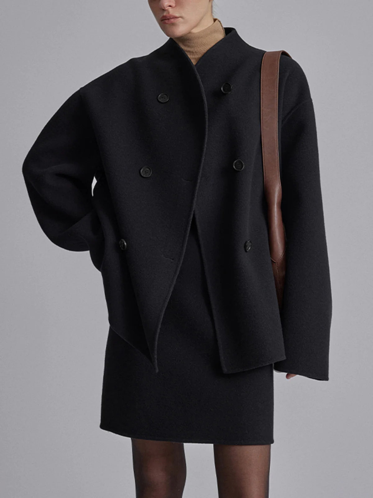 Kellie – Effortless Style – Oversized Button-Down Jacket