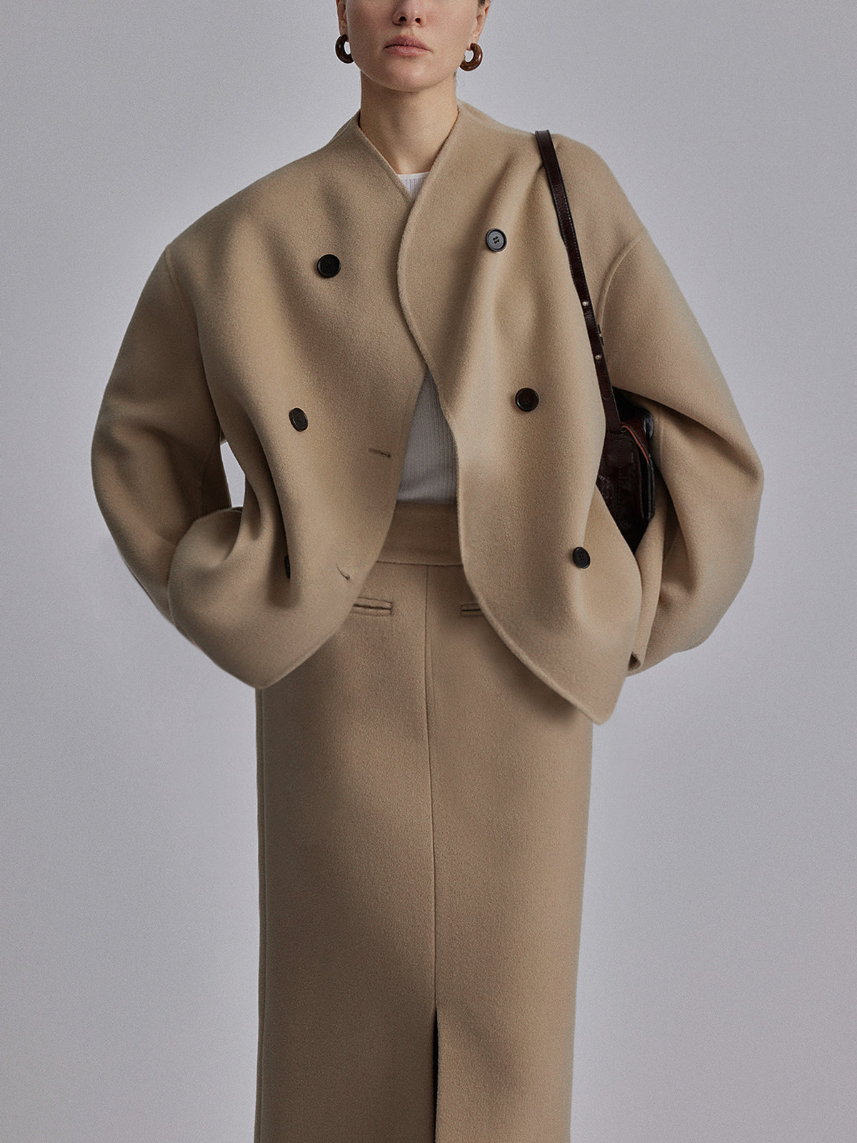 Kellie – Effortless Style – Oversized Button-Down Jacket