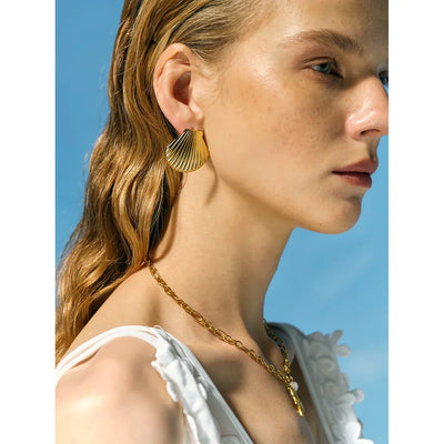 Hazel – Delicate Seashell Design – Stud Earrings