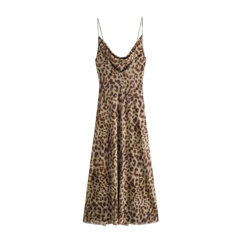 Ruby – Elegant Backless Design – Dress