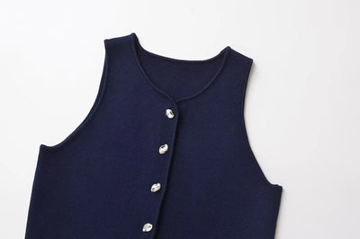 Adie – Effortlessly Chic – Knitted Vest
