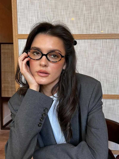 Clarissa – Timeless Oval – Sunglasses