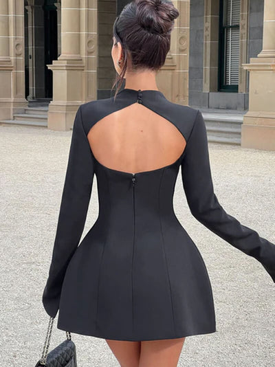 Elysia – Backless Elegance – Mini Dress