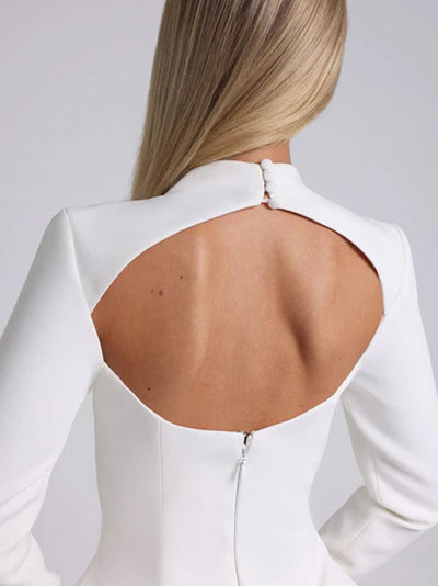 Elysia – Backless Elegance – Mini Dress