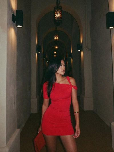Khloe – Elegant Twisted Design – Mini Dress