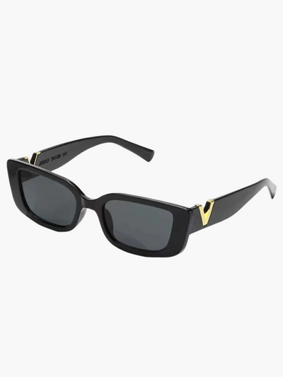Violet – Chic and Bold – Sunglasses
