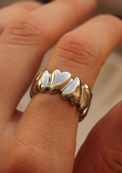 Laylah – Wrap-Around Heart – Ring